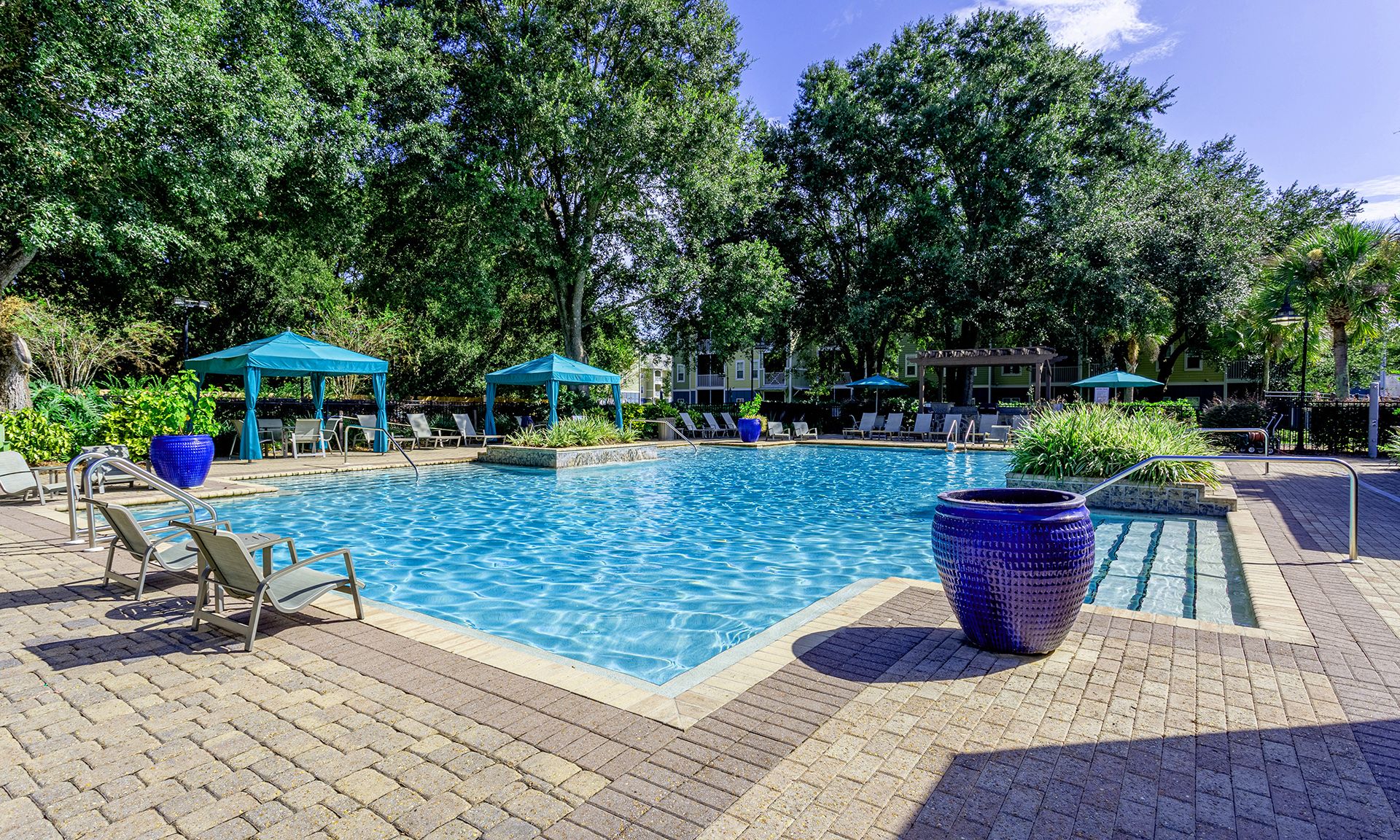 Avalon Apartments Image 3