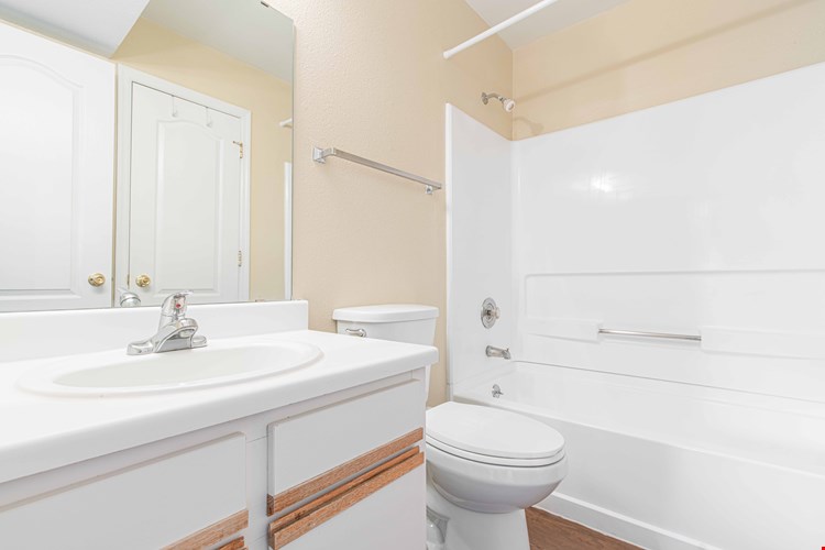 Peachtree Apartments Image 24