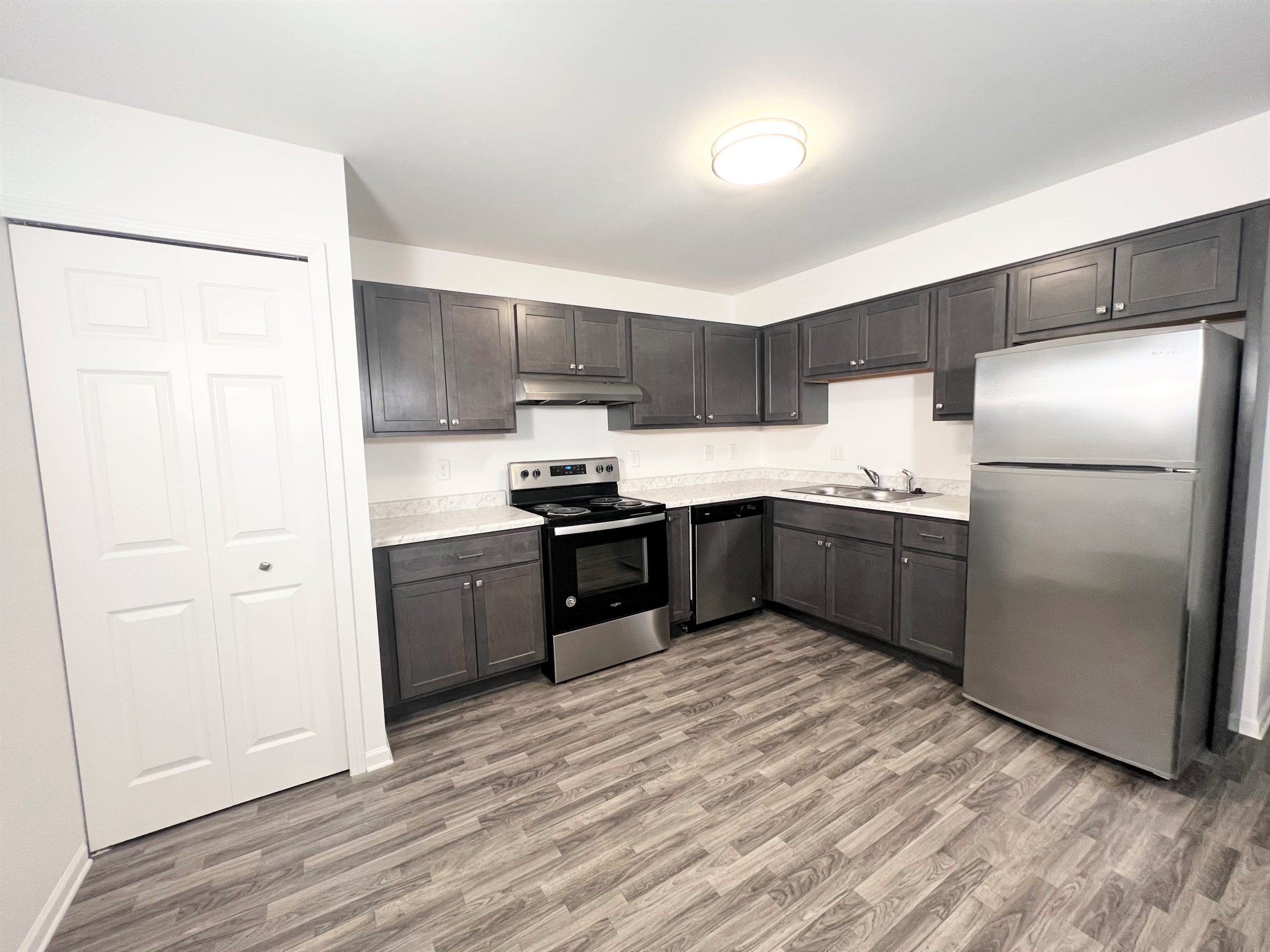 Sterling Troy Image 4