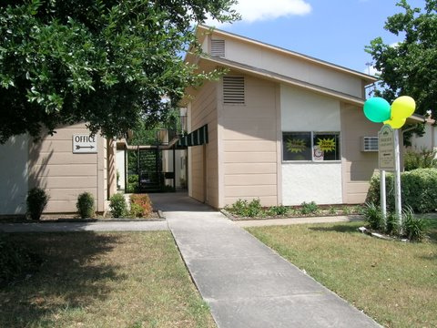 Parkside Apartments Image 1
