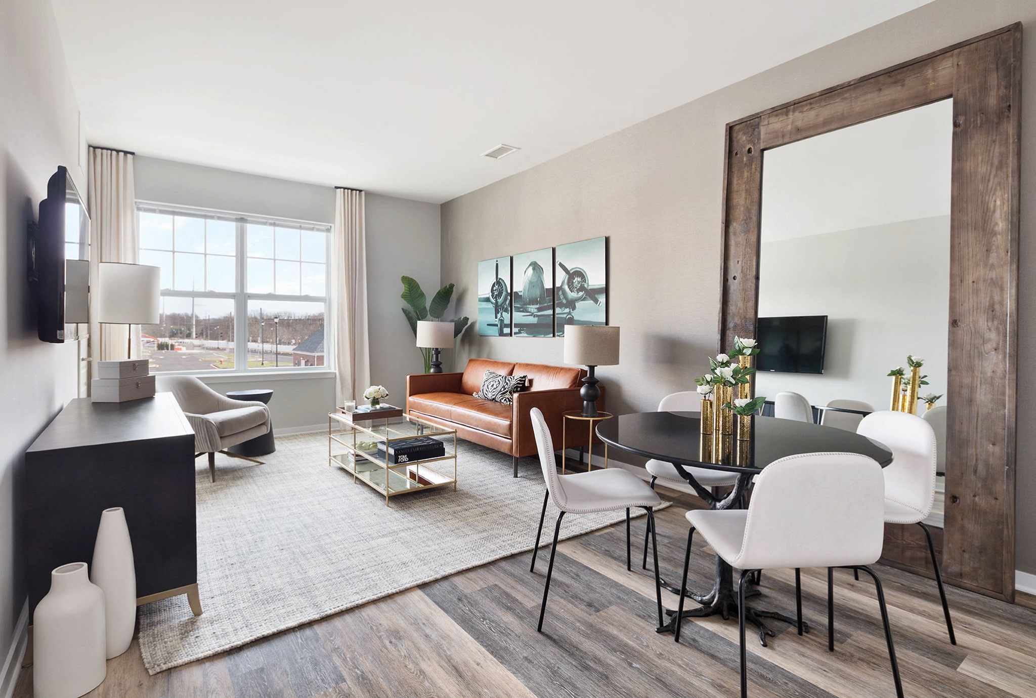 Hillside Club Image 6