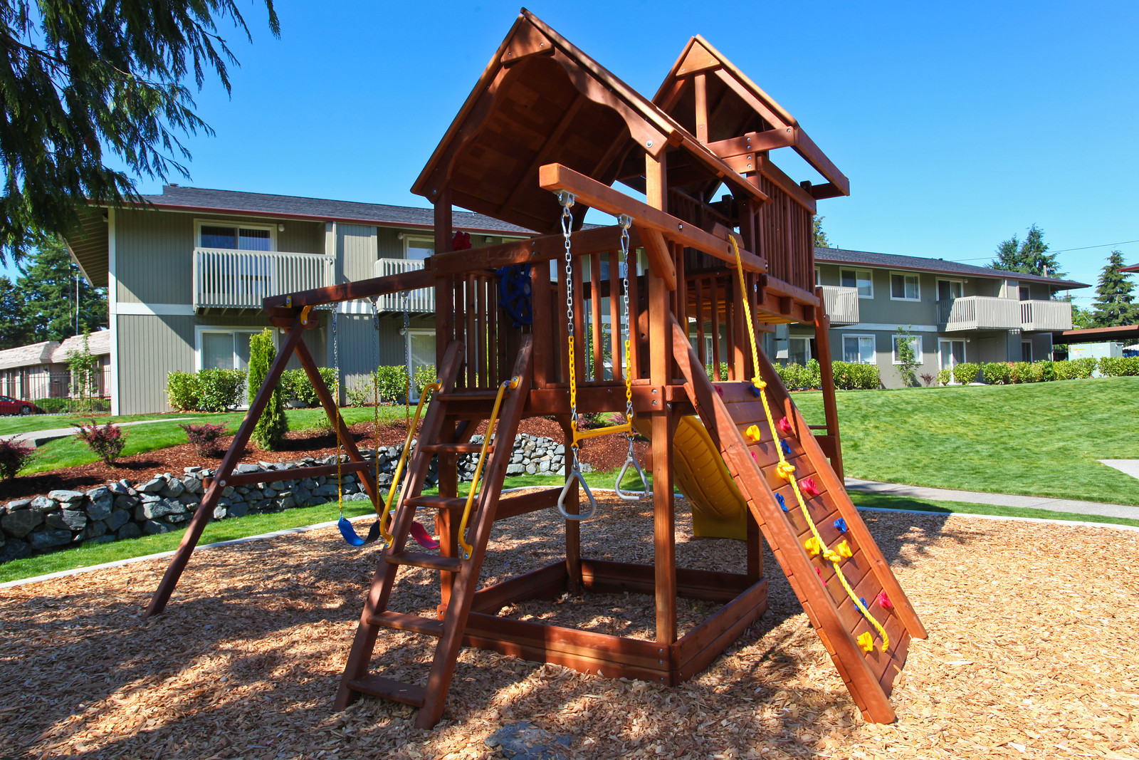 Trellis on Orchard Image 11