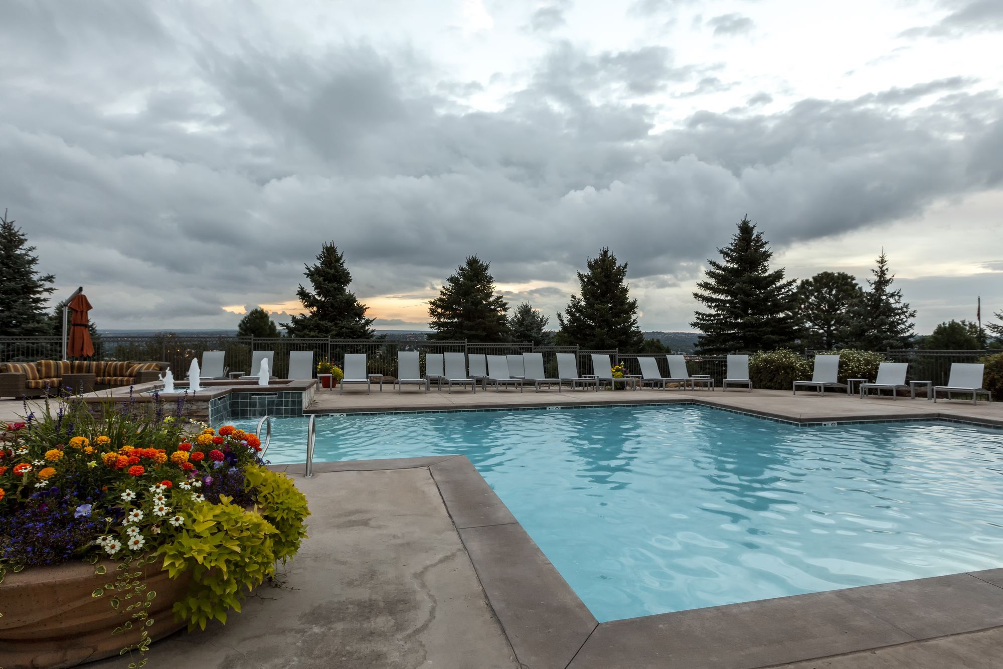 Resort at University Park Apartment Homes Image 4