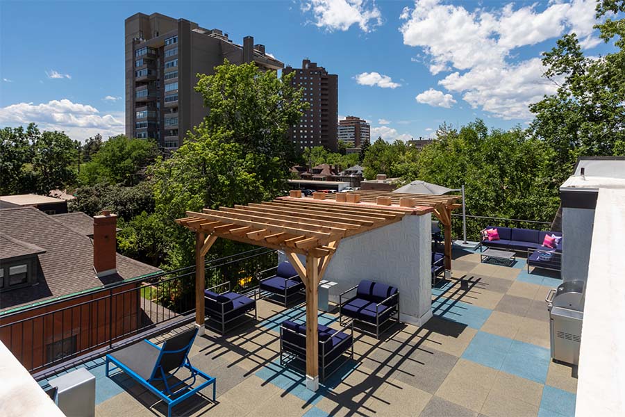 1360 Williams Street Apartments Image 3