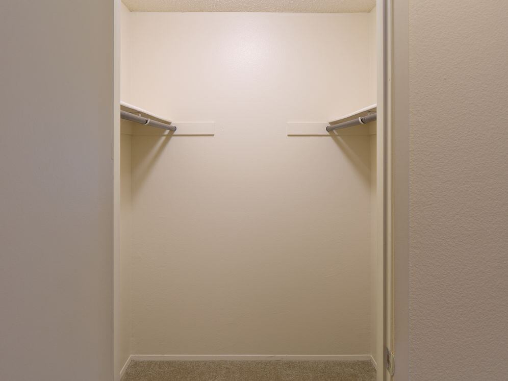 Walk-in closet