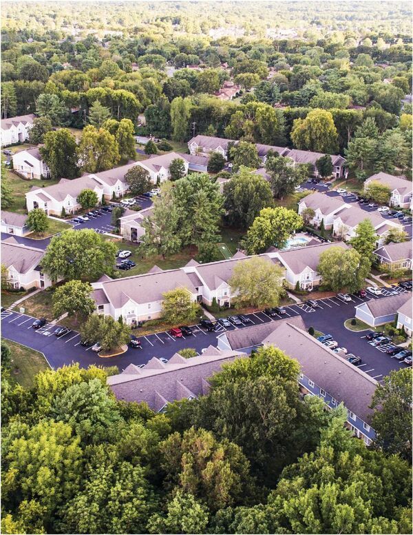 865 Bellevue Apartments Image 37