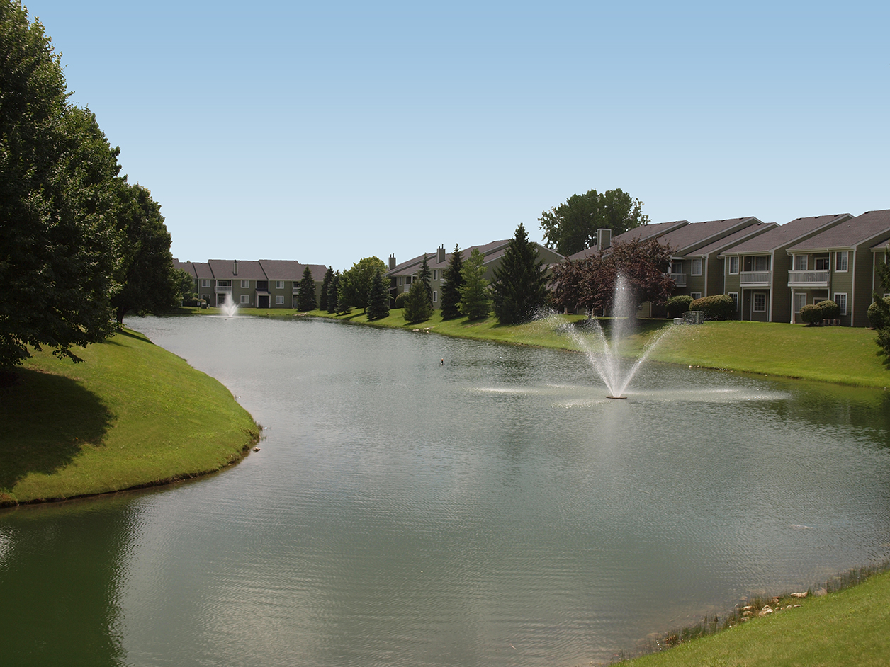 Emerald Lakes Image 1