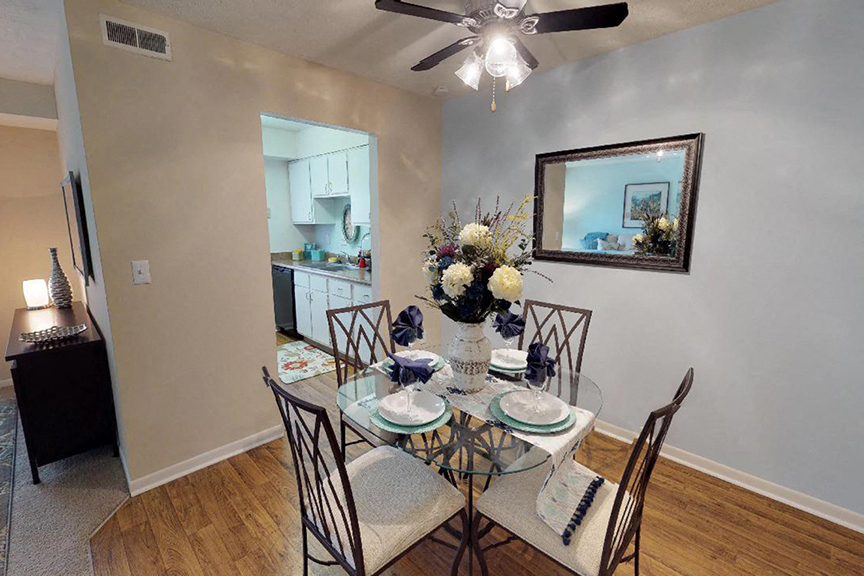 Hunter's Creek Apartments Image 45
