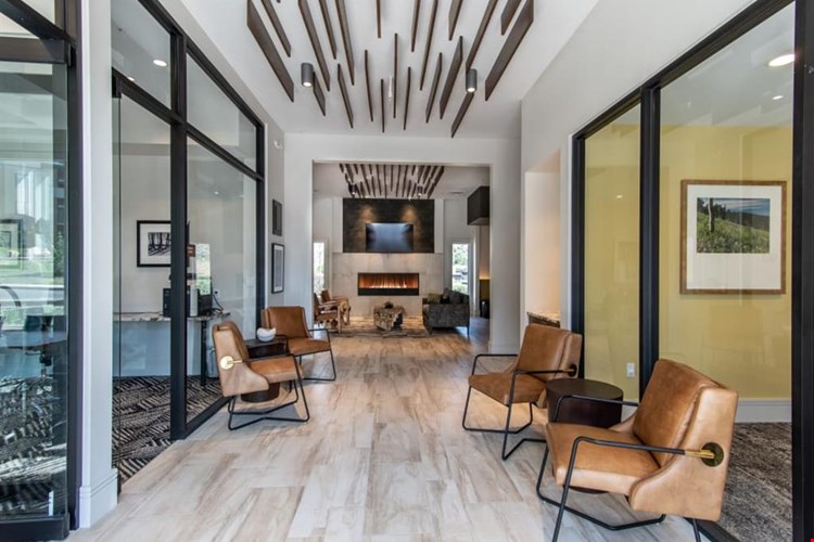 6 West Apartments Image 13