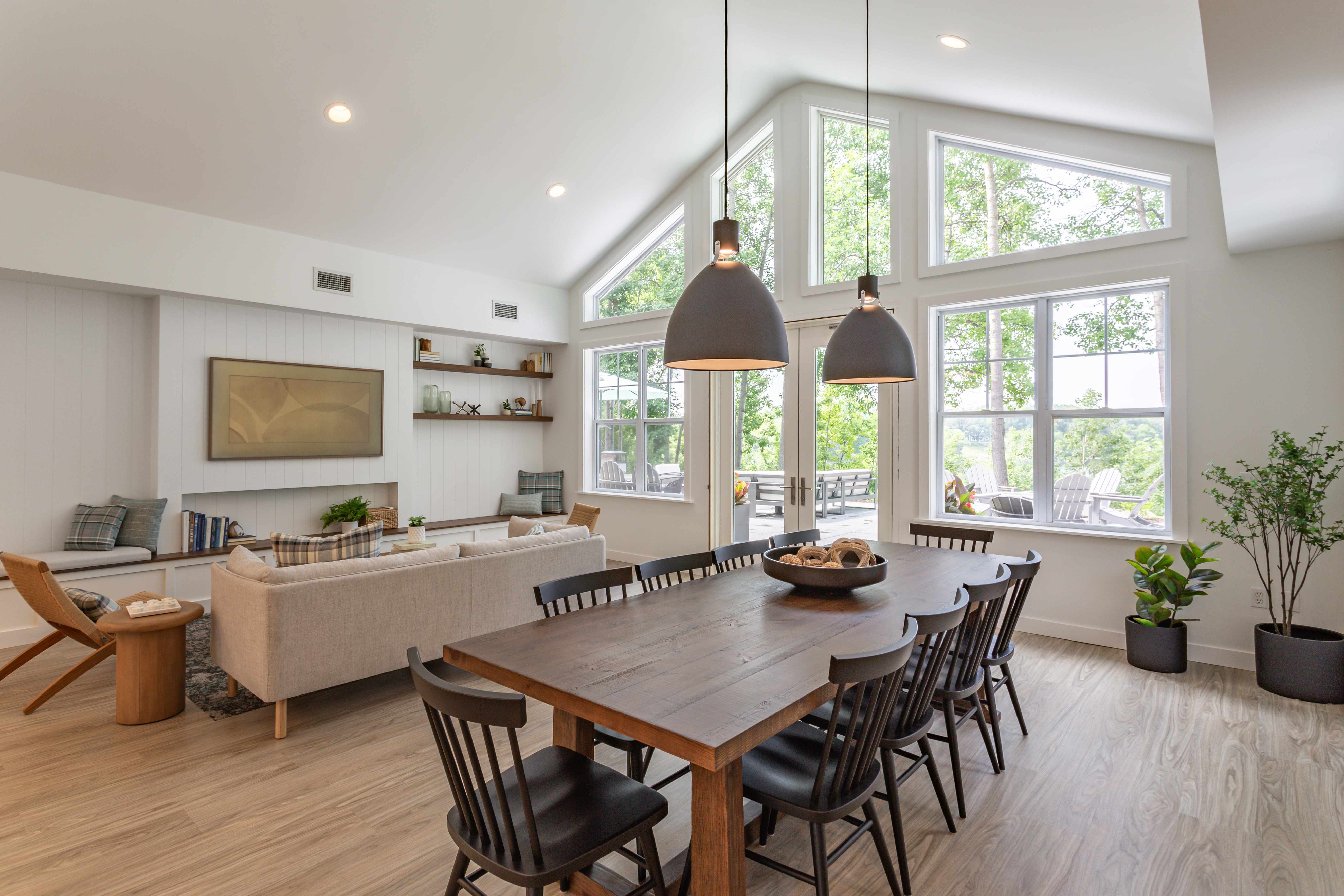 Lake Susan Apartments Image 6