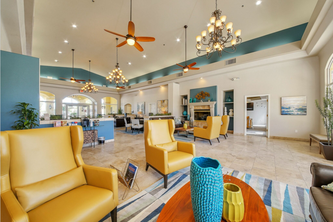 Tresa at Arrowhead Apartment Homes Image 9