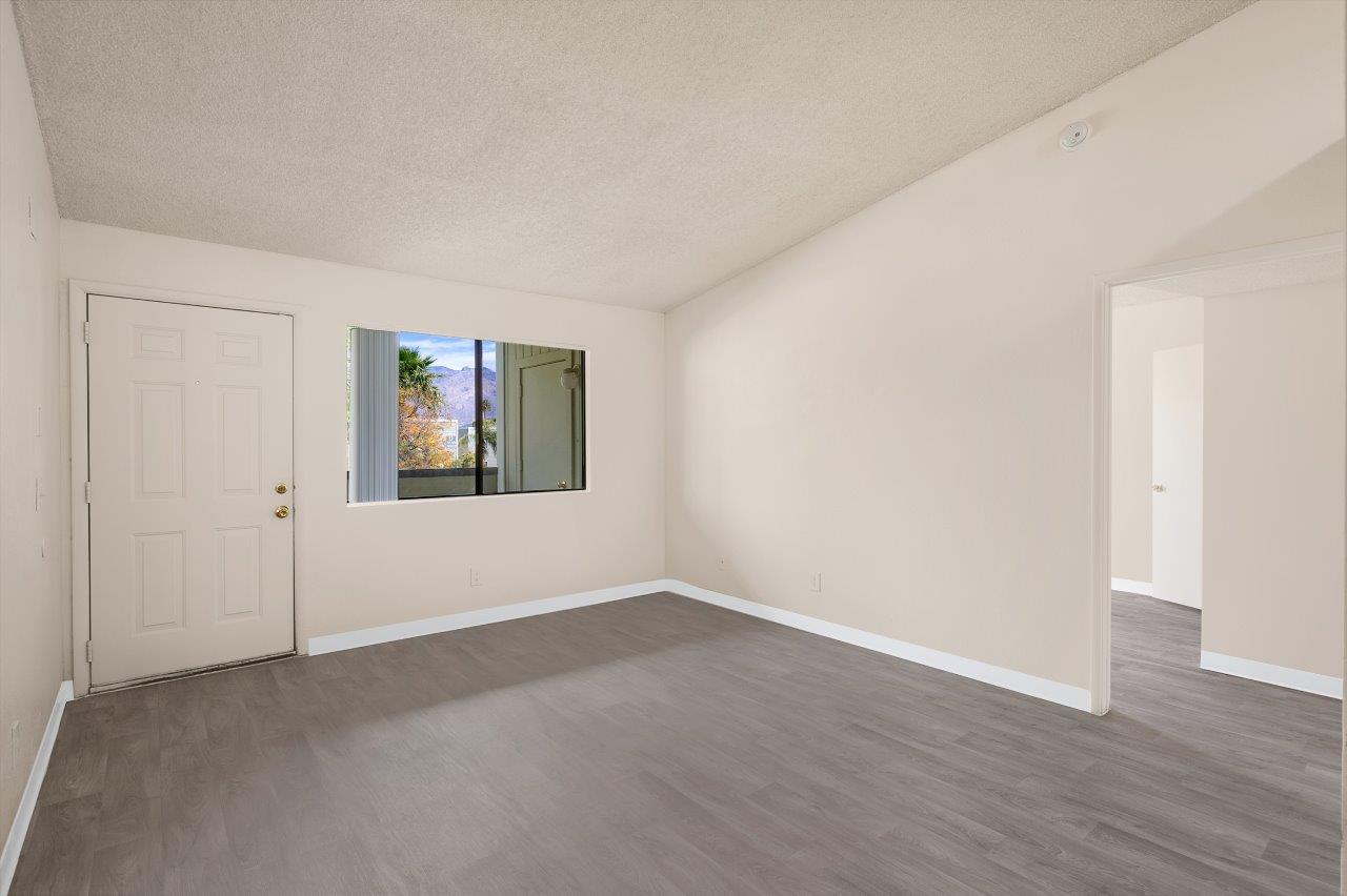 Deerfield Village Image 13