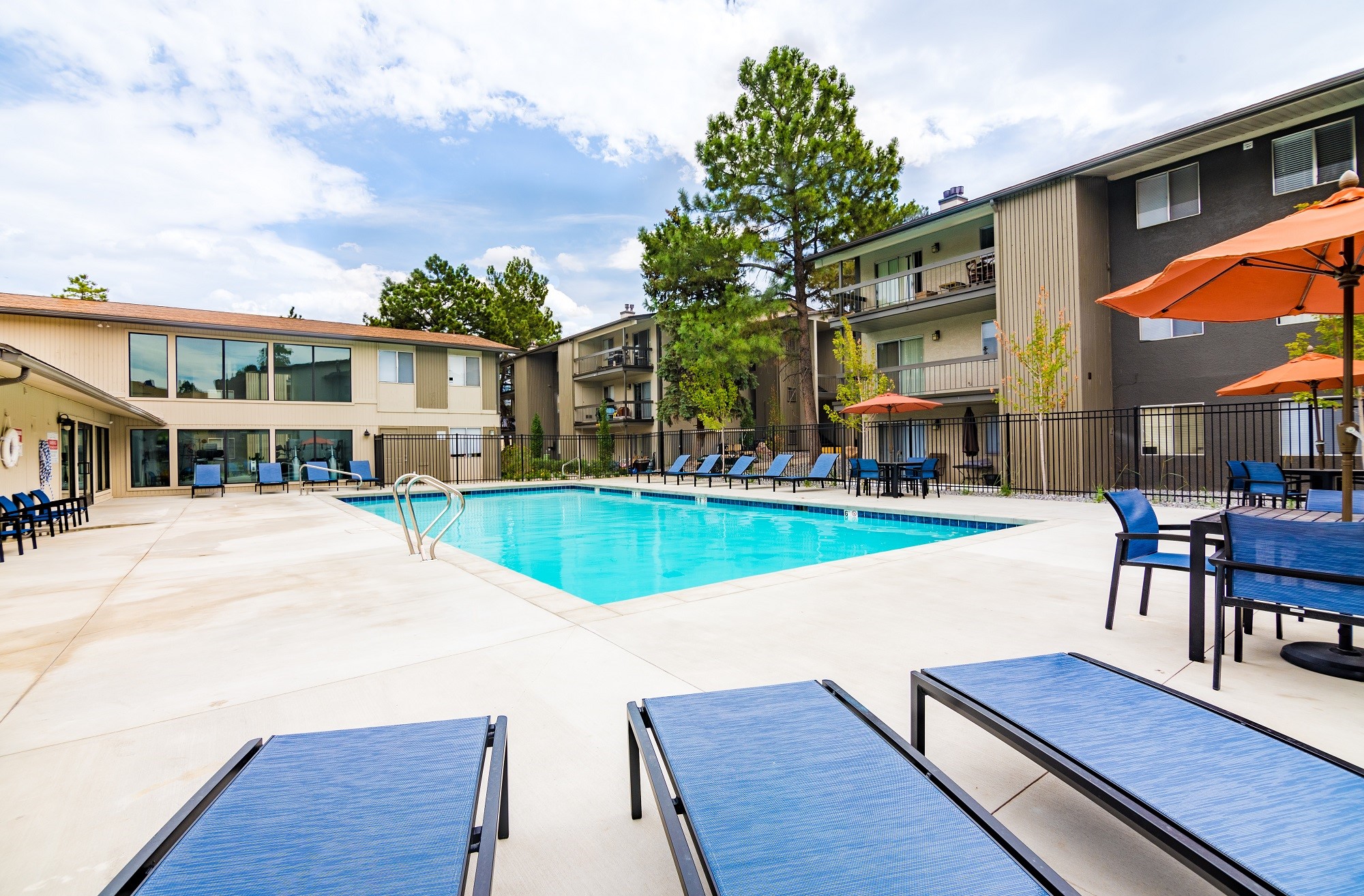 Country Lake Image 25