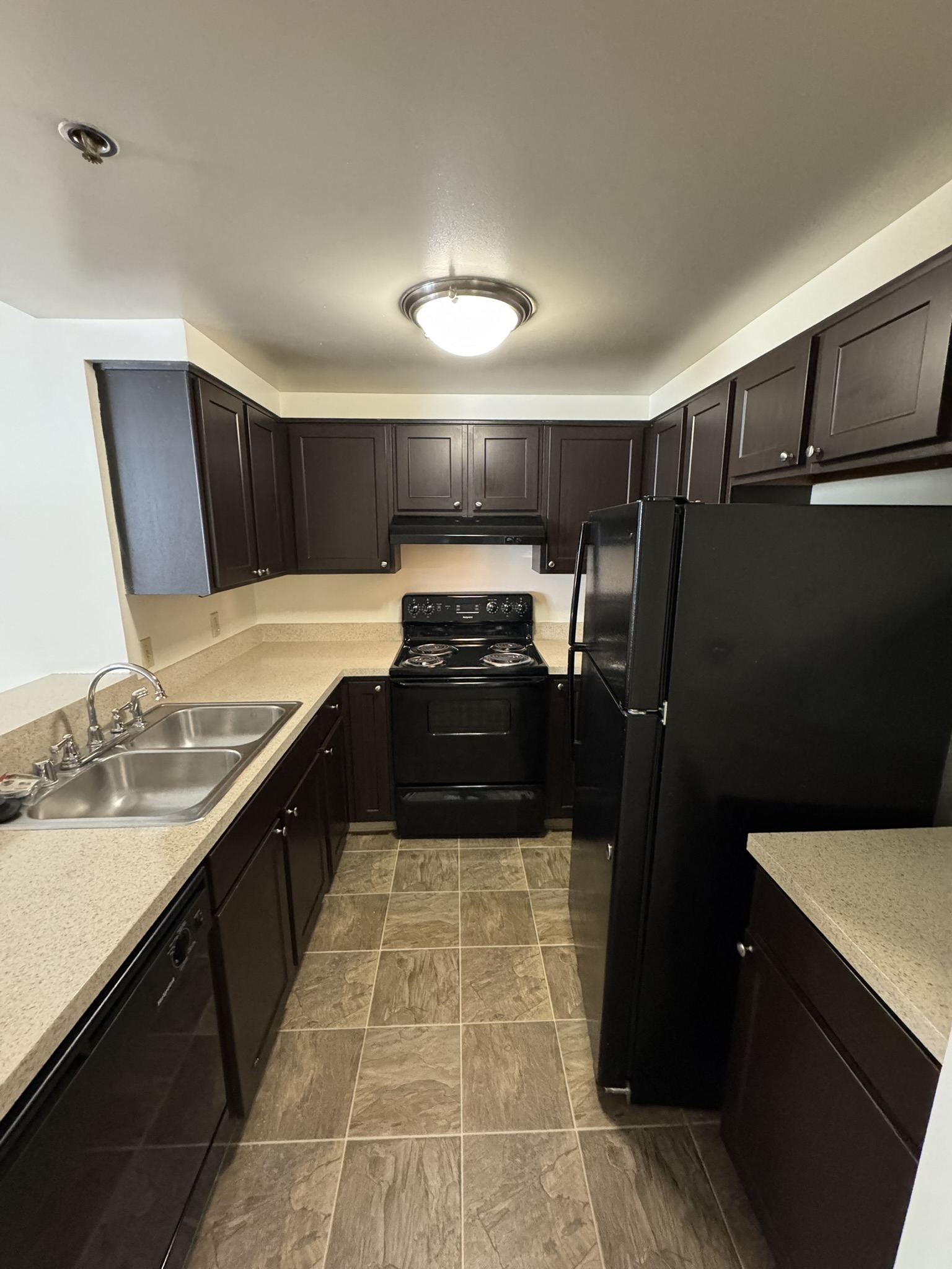 The Apartments at Charles Plaza Image 40
