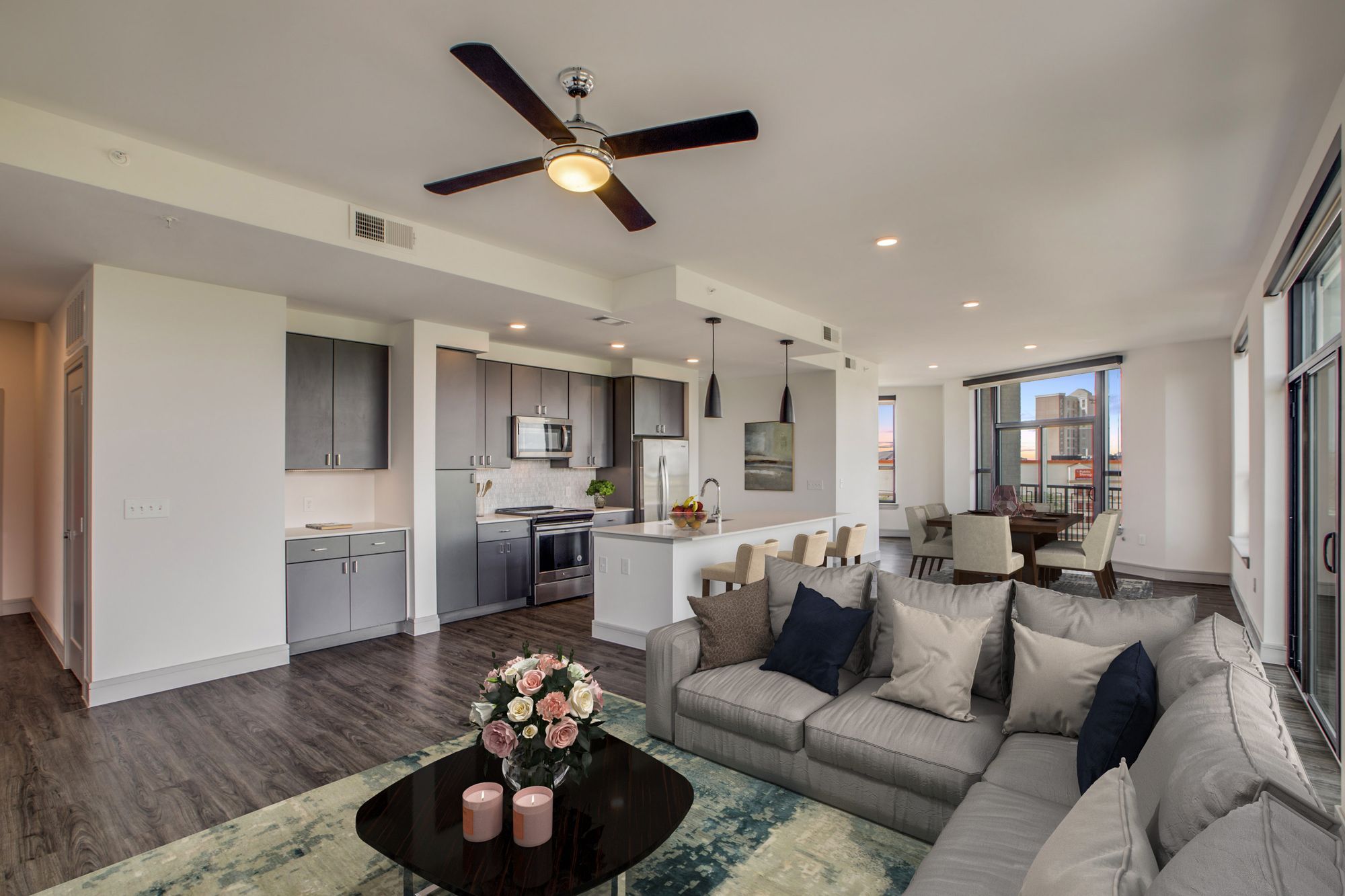 South Main Building Image 29