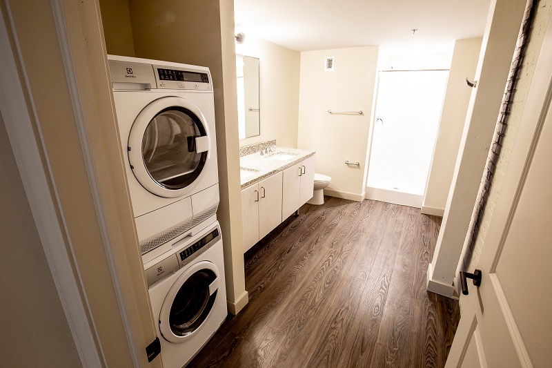 Level on Locust Image 17