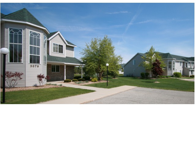 Meadow Springs Apartments Image 1