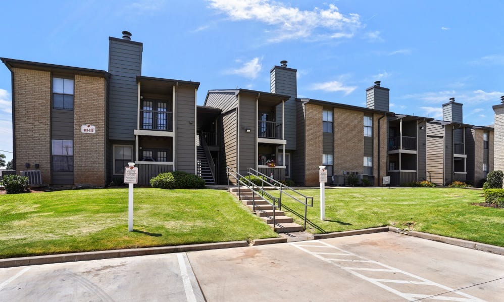 Cimarron Pointe Apartments Image 2