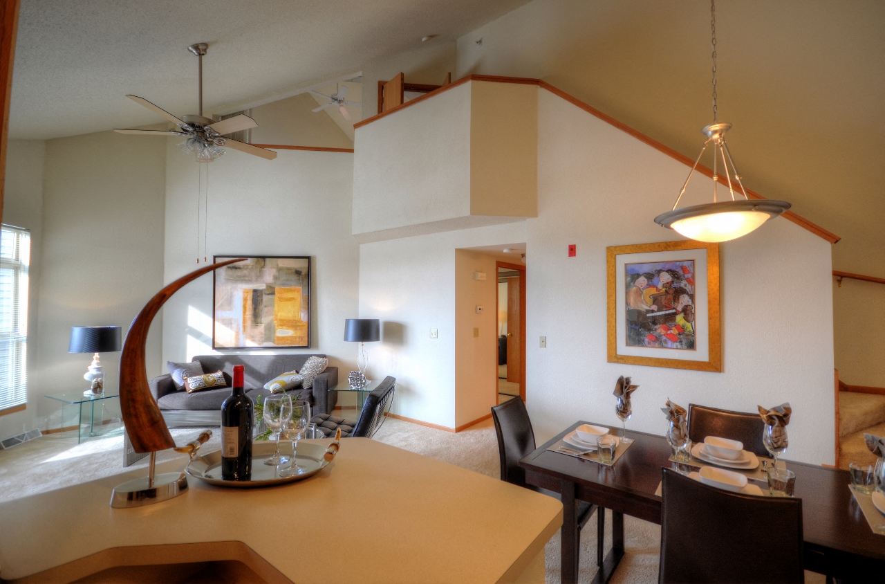 The Highlands of New Berlin Image 4