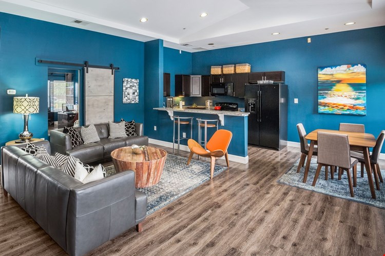 Reflections At Cherry Creek Apartments Image 19