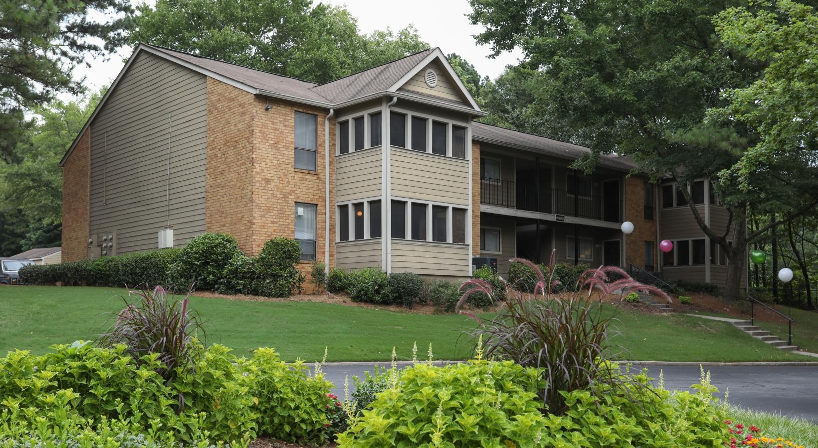 Hampton Woods Image 4