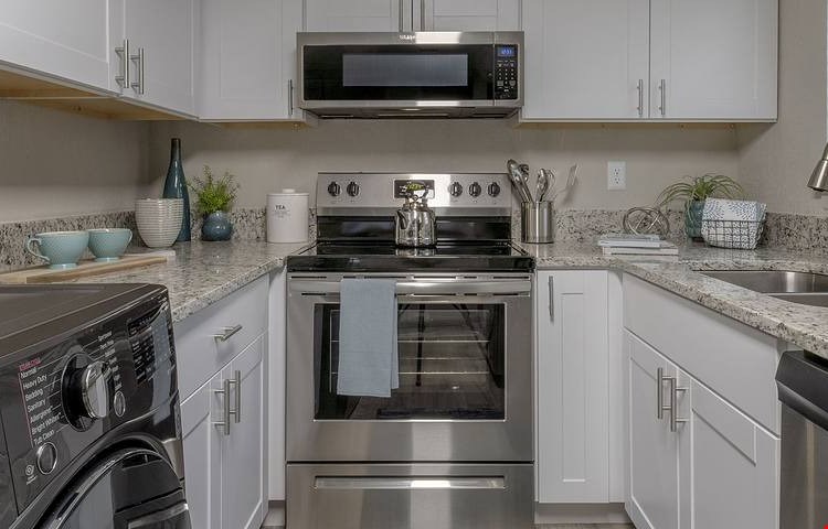 Cove at Peninsula Image 3