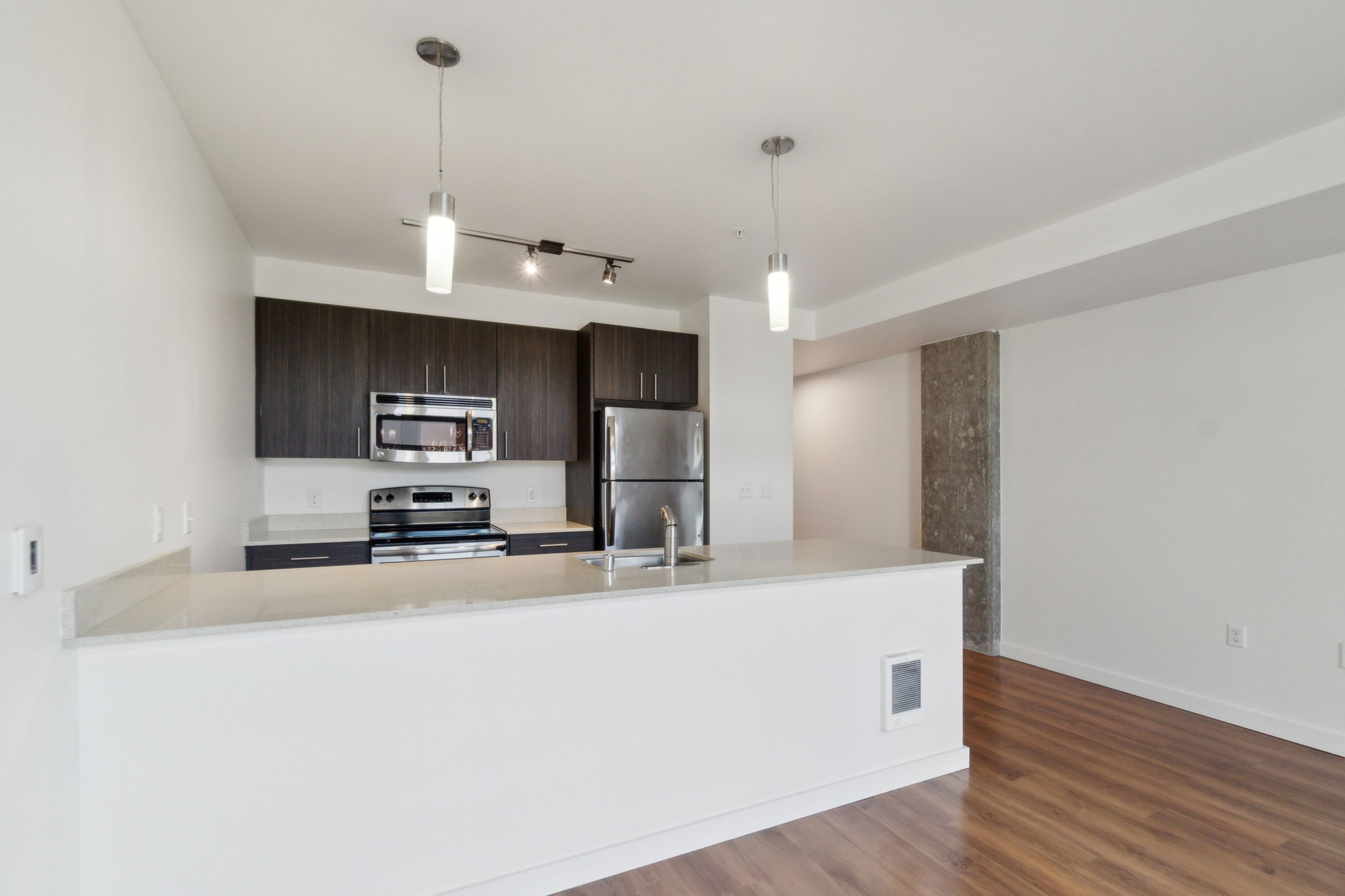 REO Flats Image 6