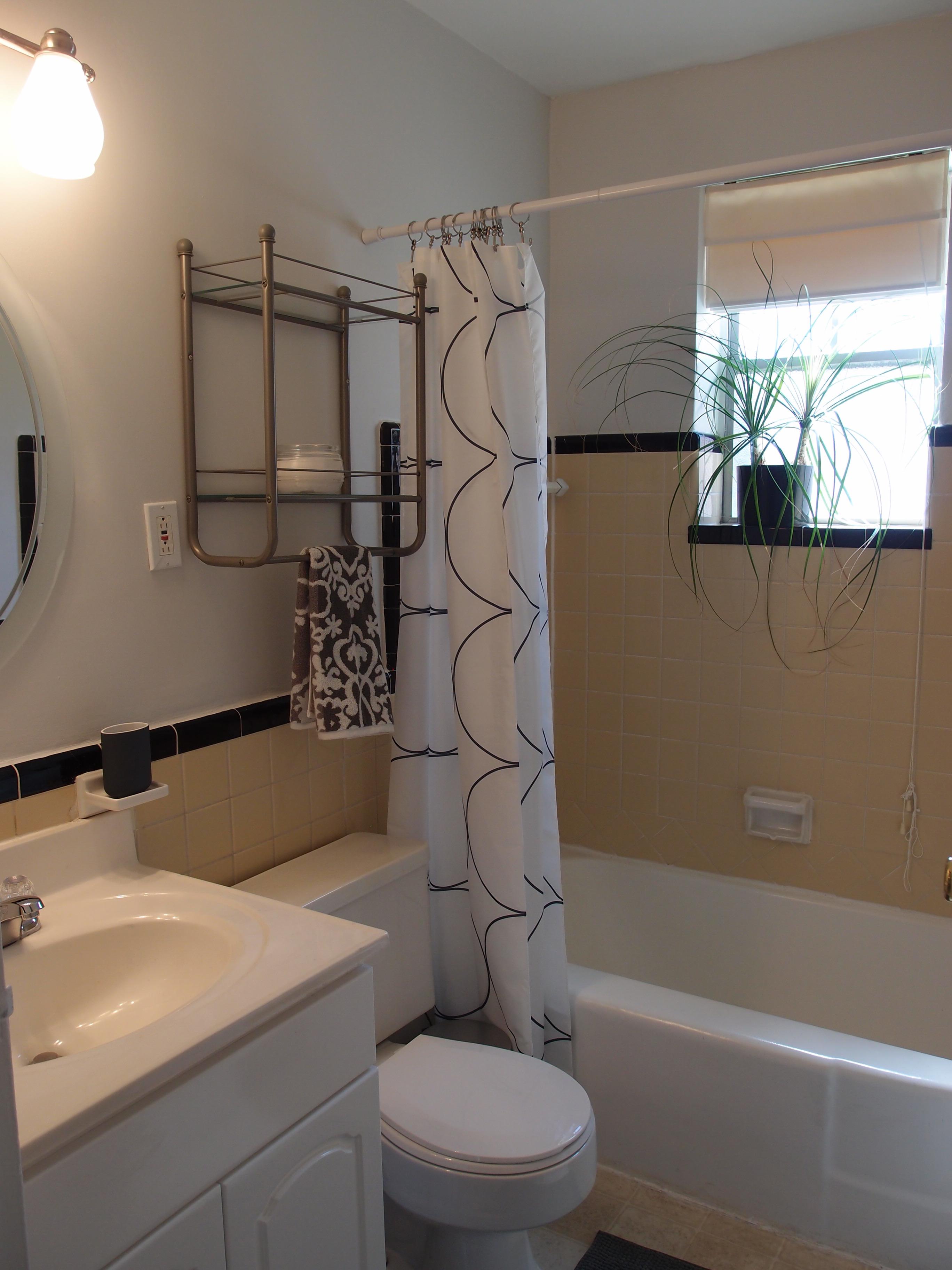 Hampton Gardens Image 15