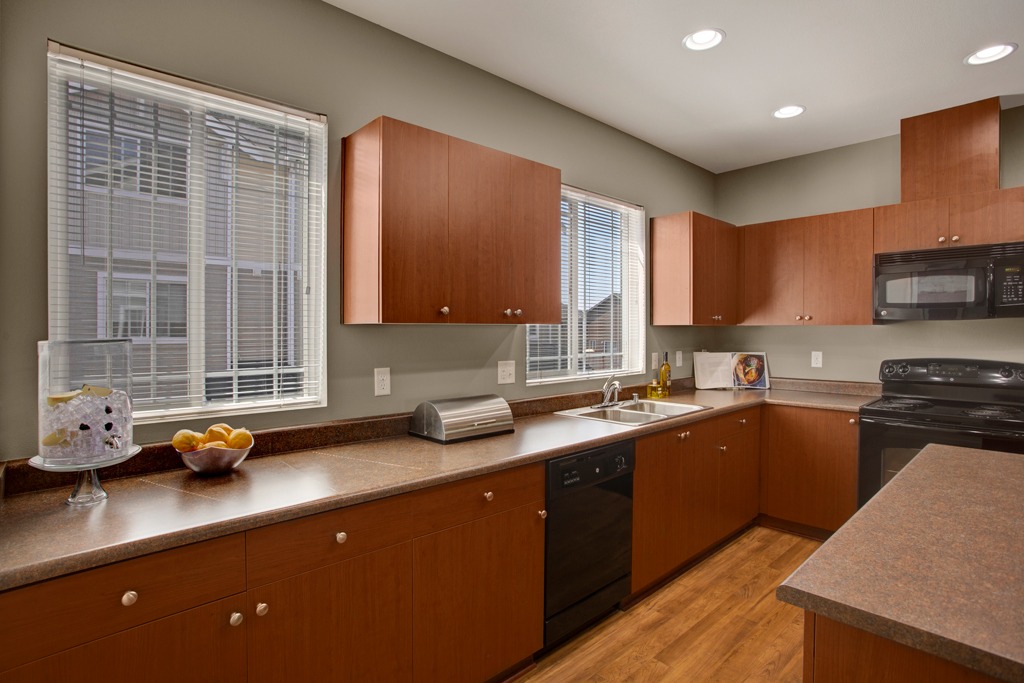 Brookstone at Edgewater Image 8
