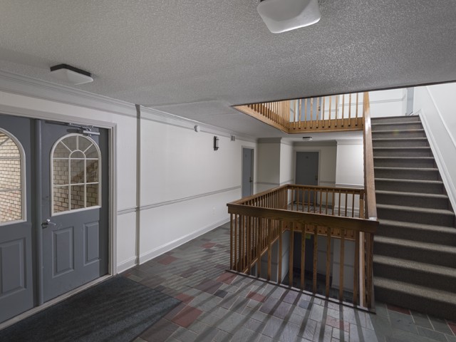 Hidden Lake Image 16