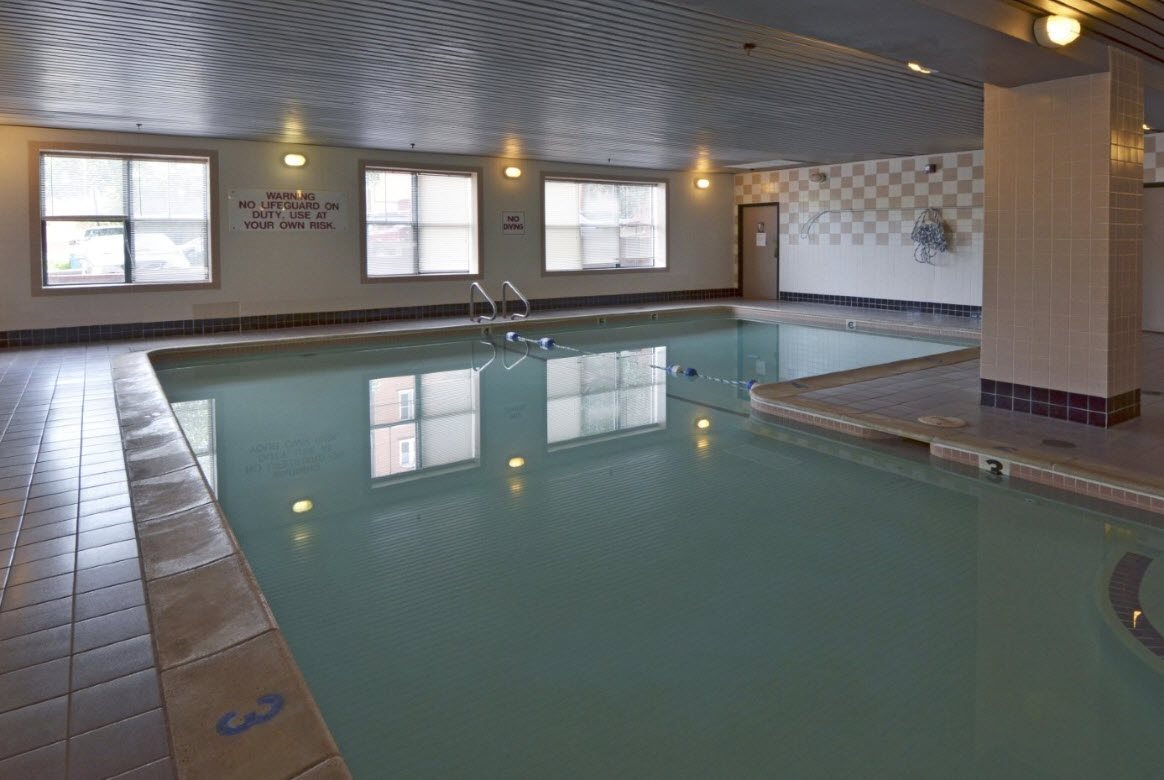 Oxford Court Apartments Image 7