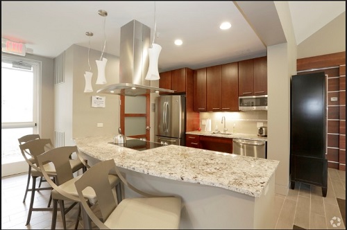 Wilshire Tower Apartments Image 4