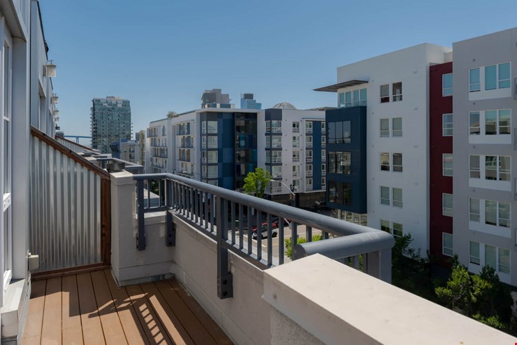 Market Street Village Image 18