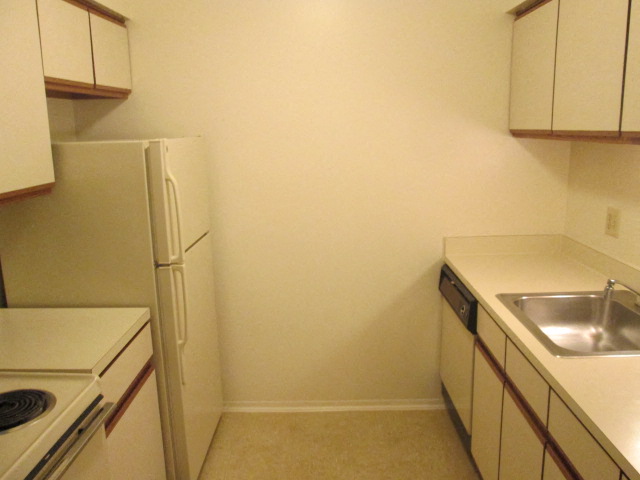 Eastwood Village Apartments Image 33