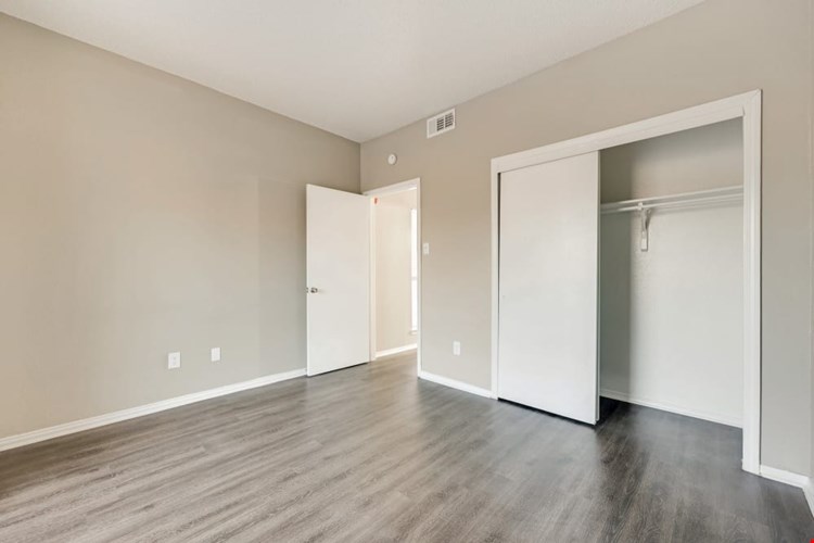 Baker Square Image 12