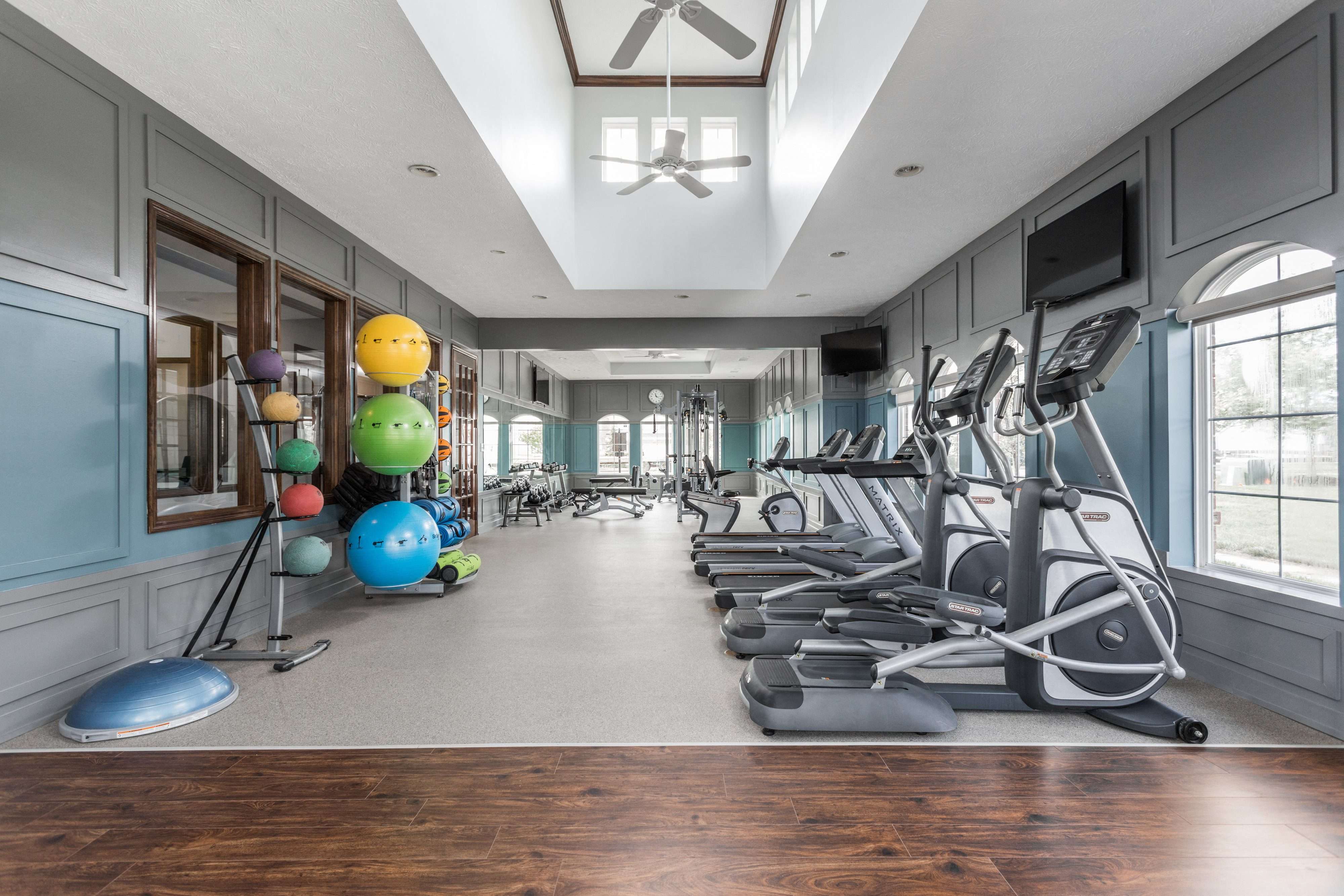 Maple Knoll Apartments Image 8