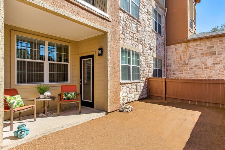 Villas In Westover Hills   Image 19