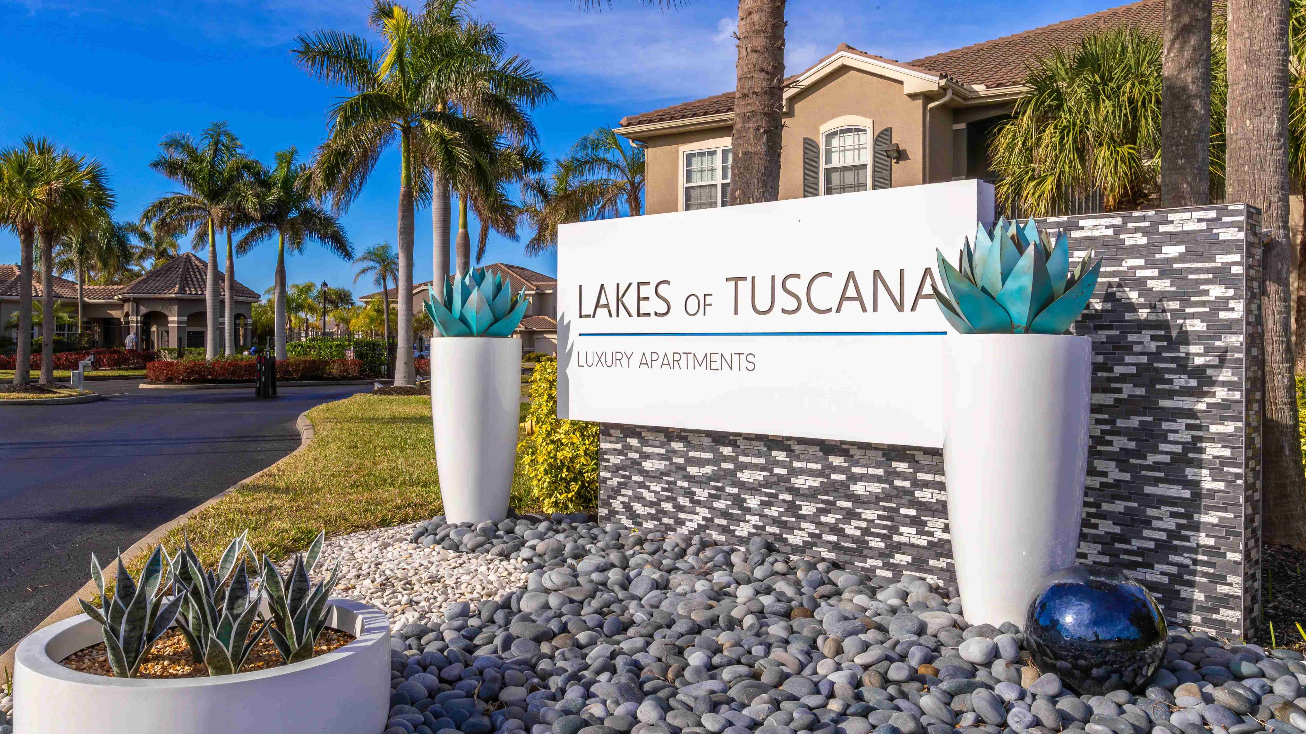A warm welcome to your new home—Lakes of Tuscana offers upscale amenities and scenic views.