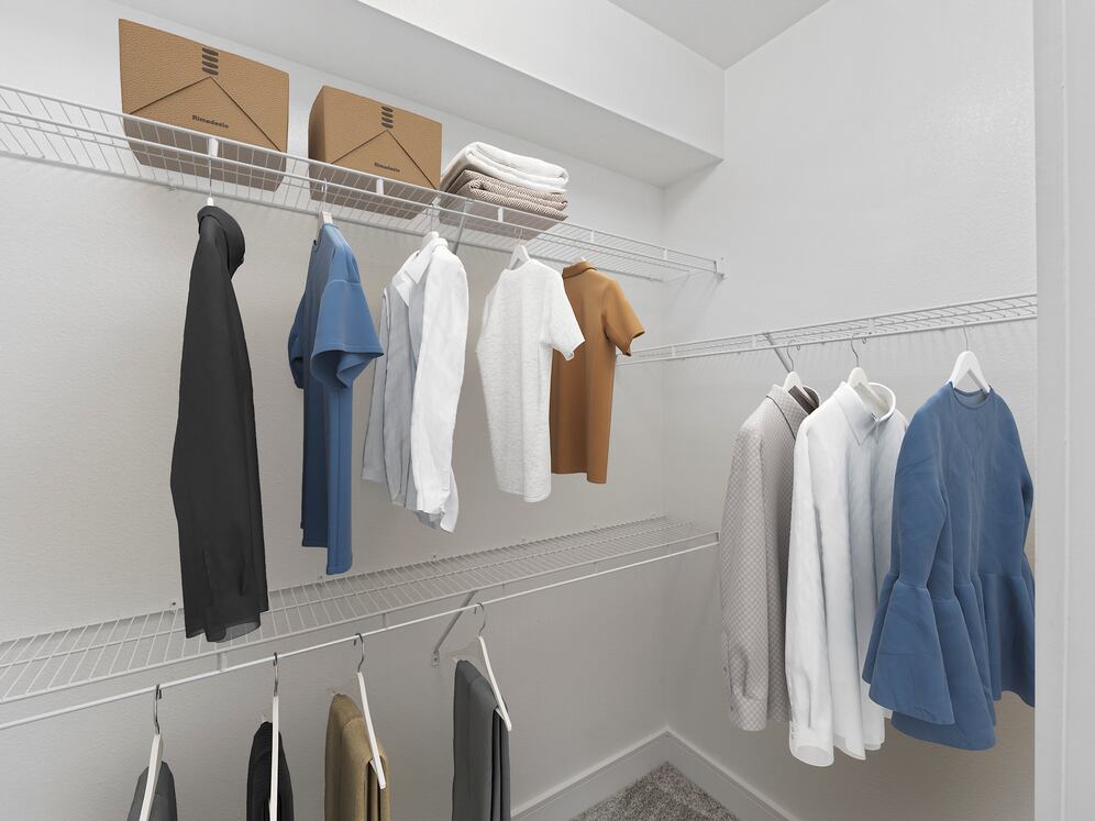 Walk-in closet