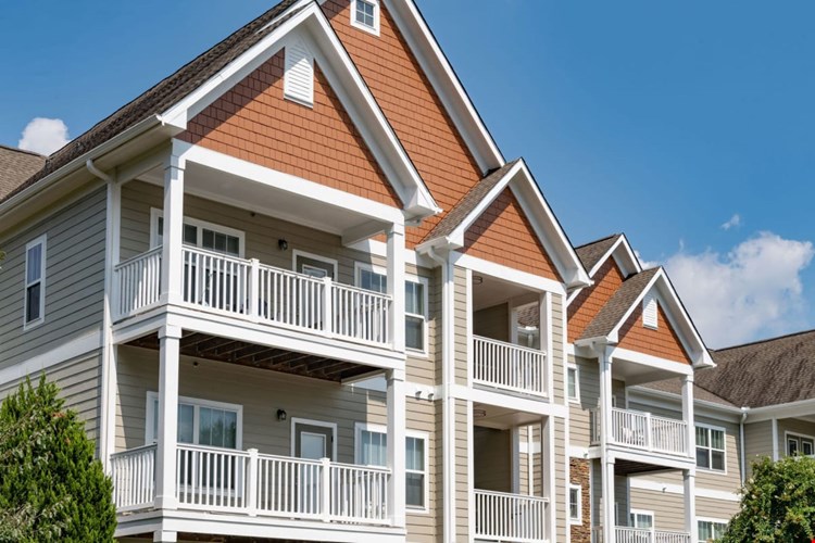 Ashby at Ross Bridge Image 8