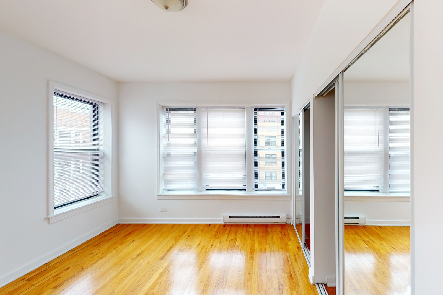 Kenwood Court Image 7