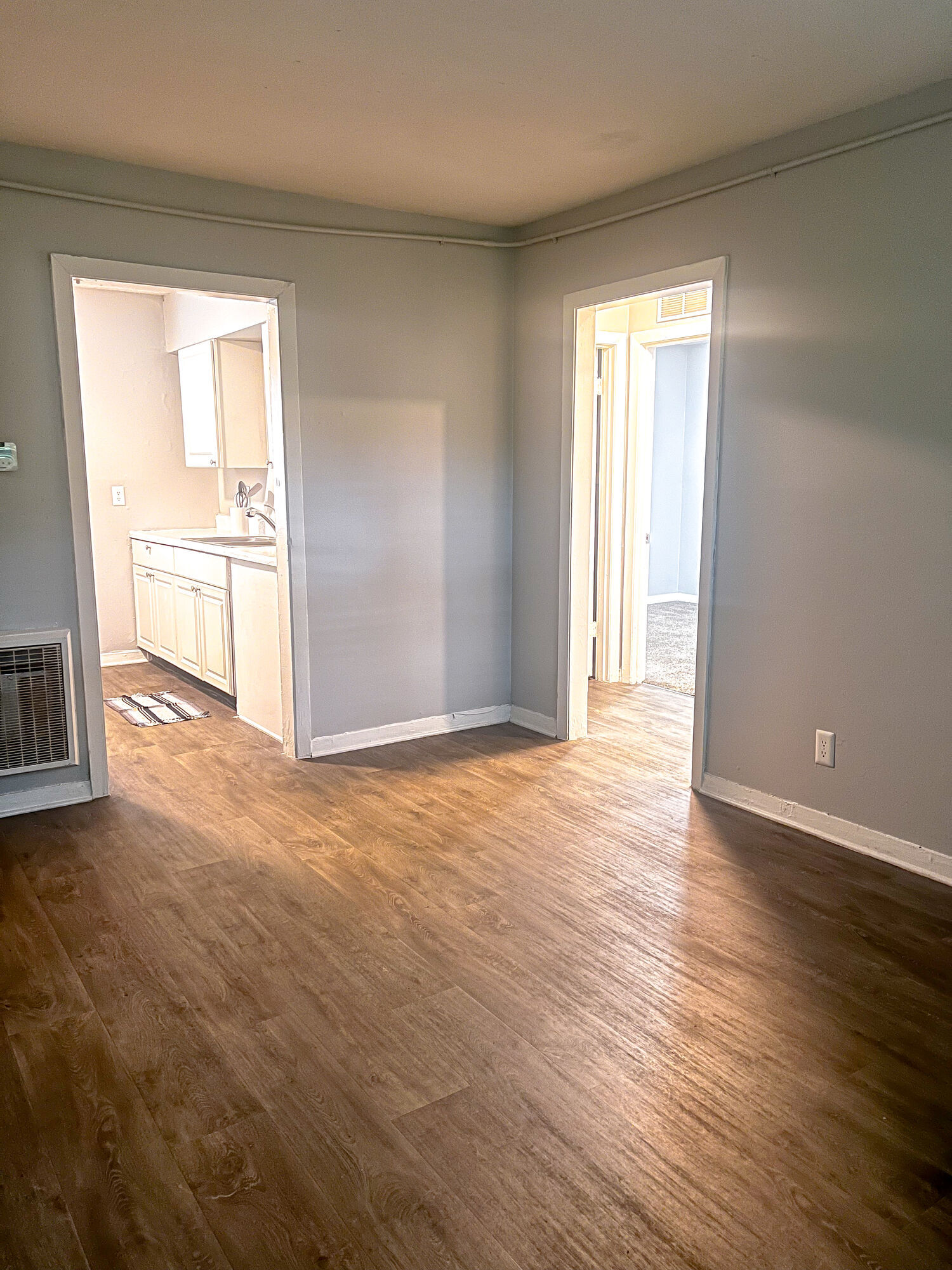 Ridgeside Flats Image 7