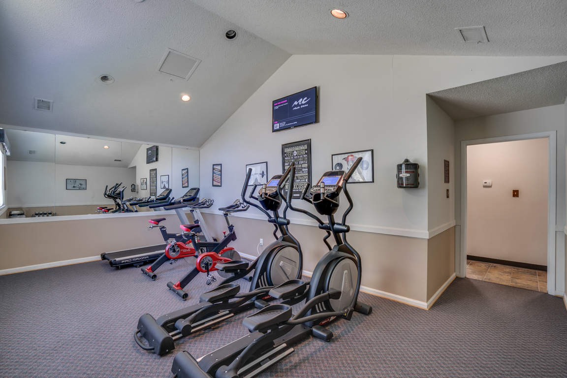 Maplewood Park Apartments Image 2