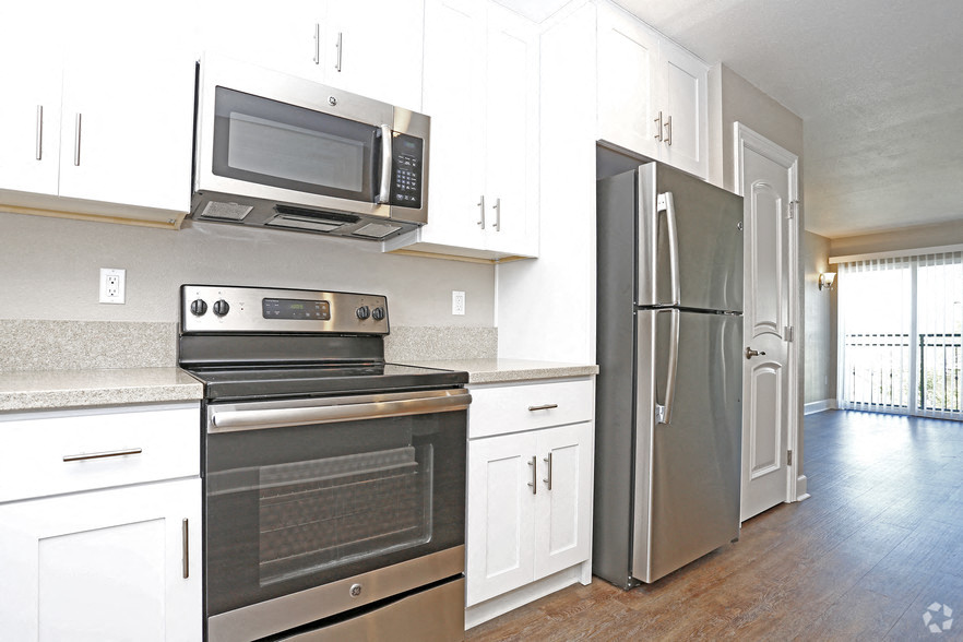 Ramblewood Apartments Image 4