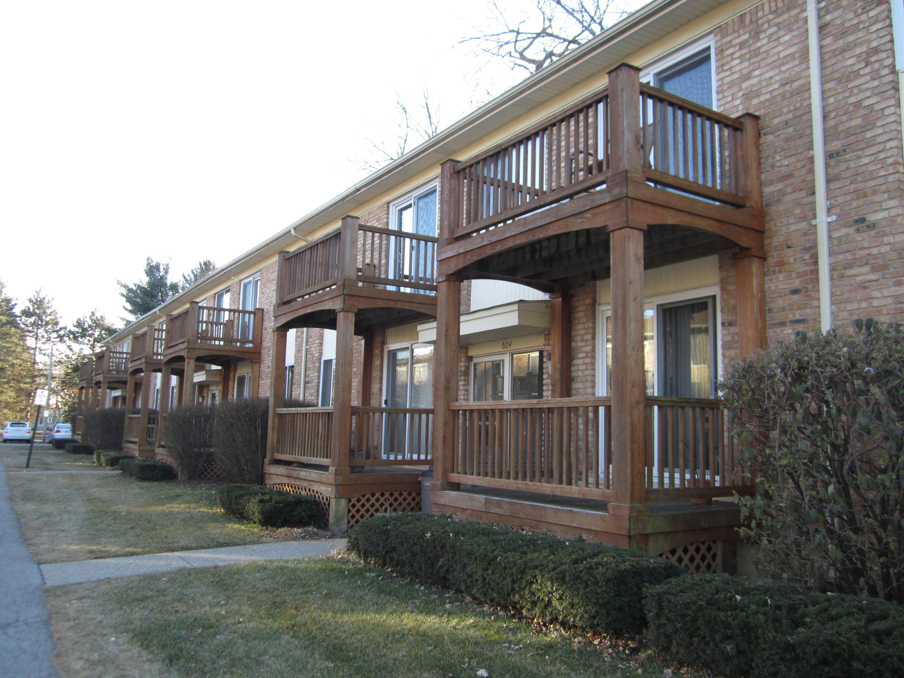 Amber Crossing East Apartments Image 1