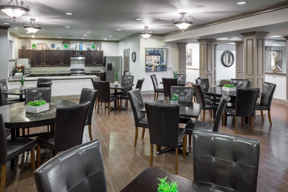 McDermott 55 Image 17