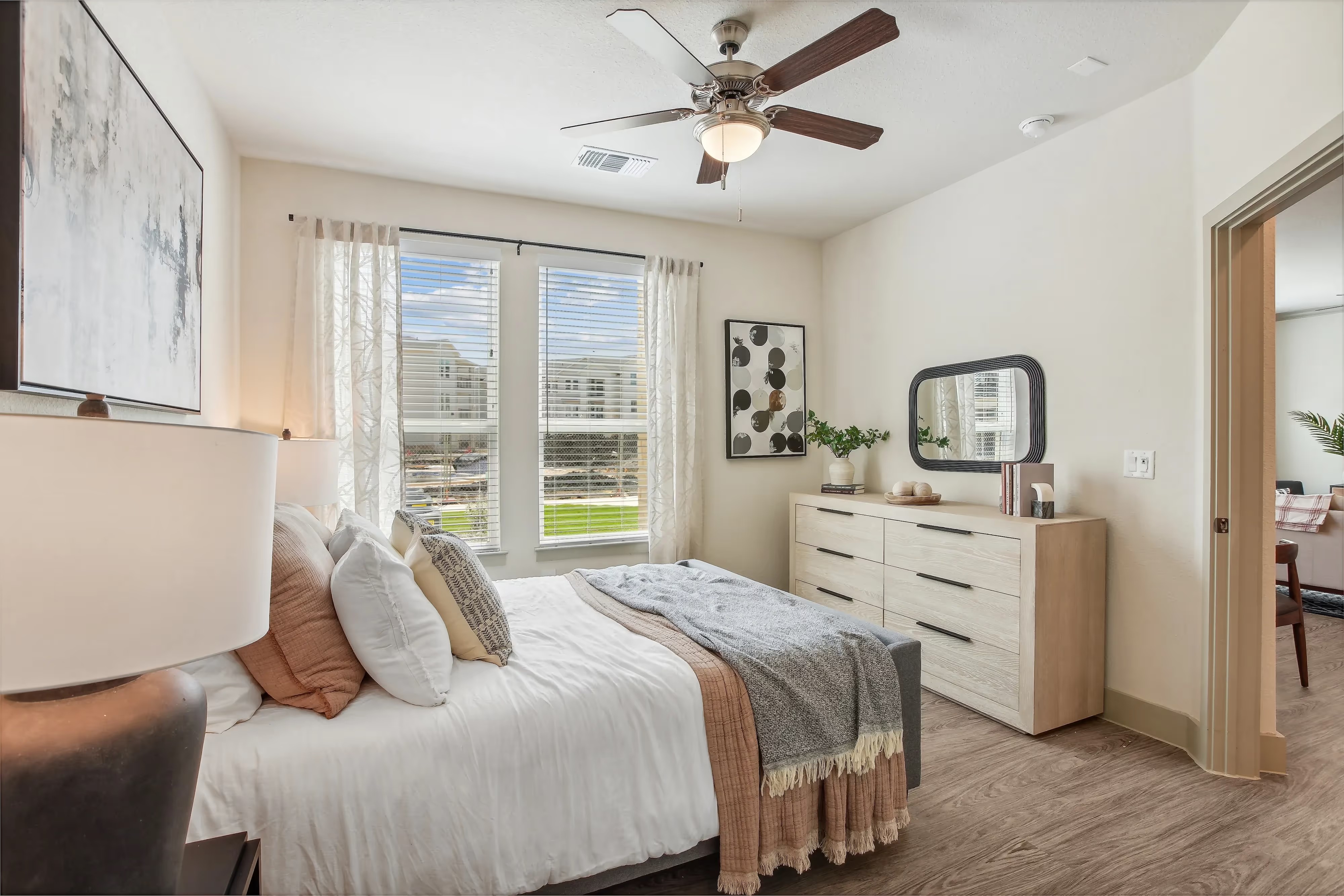 Paloma Apartments Image 8