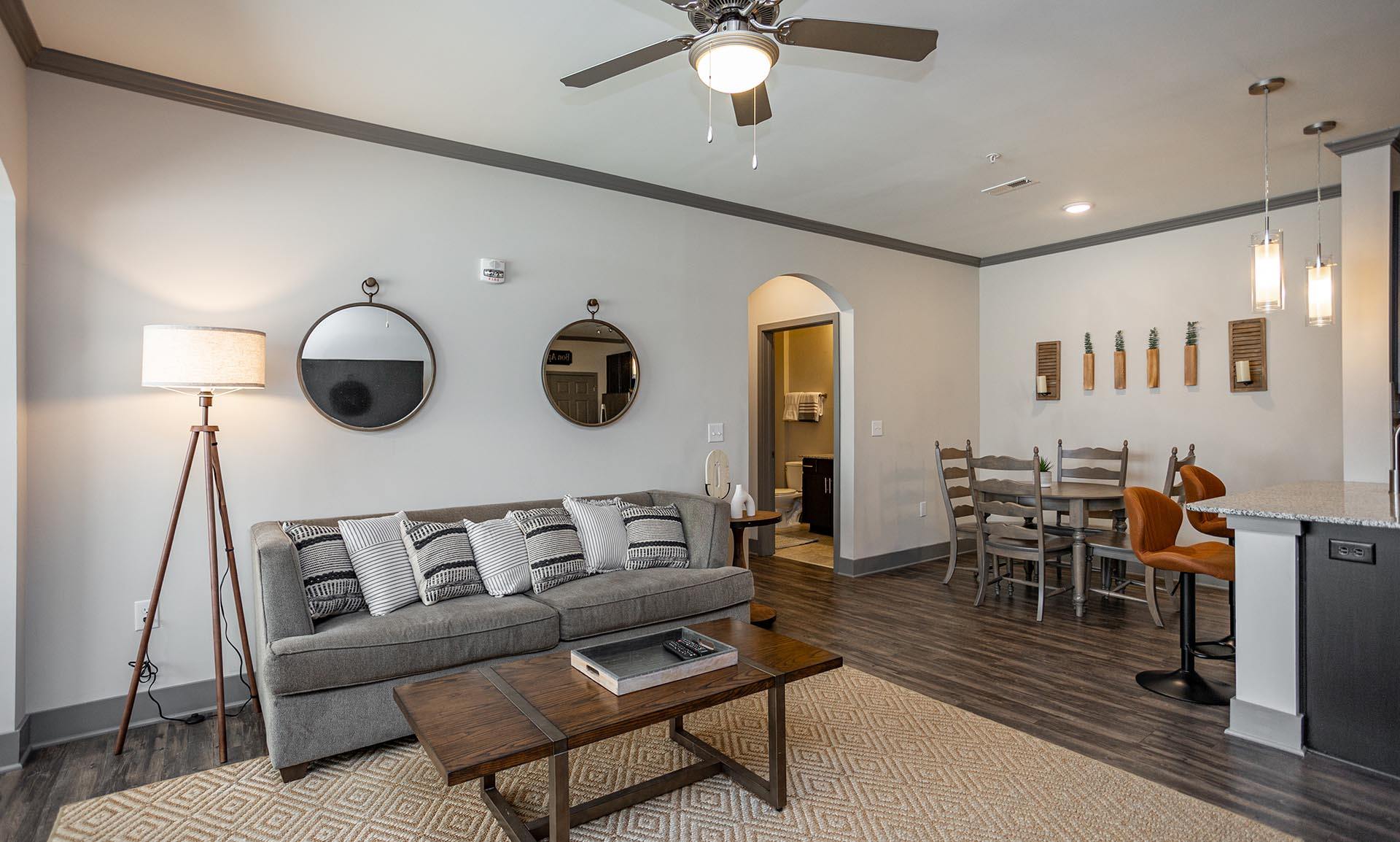 Vintage at Emory Road Apartments Image 7