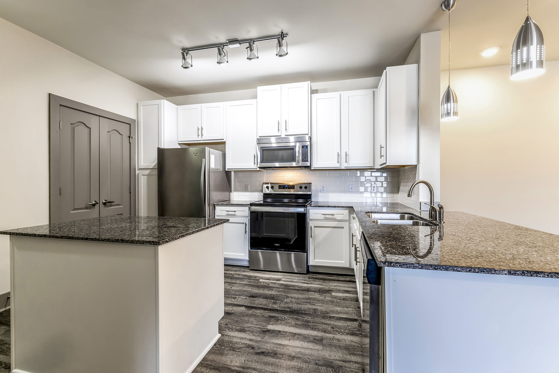 Summit at Nashville West Image 9