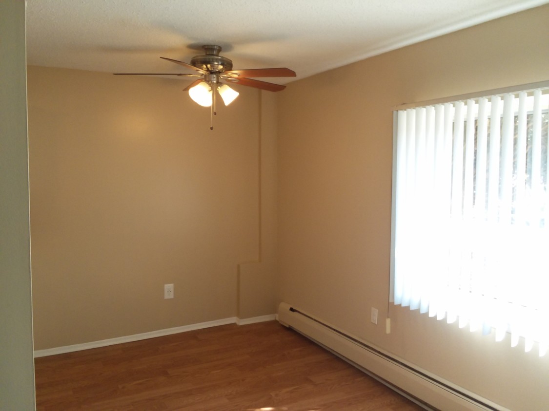 Rochester Square Image 4